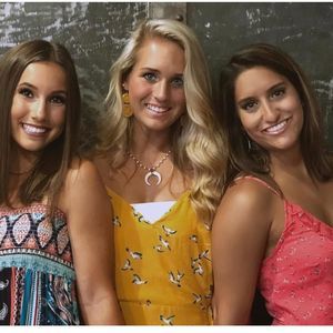 Meet your Posher, Madison